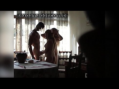 ❤️ Os amigos sexuais invitan a un home xigante e a un trío con el ❤ Porno ruso en % gl.mrpornogratis.ru % ❌
